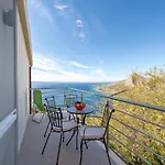 Pikolo Omis Apartment *