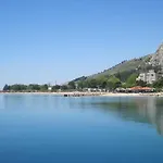 Pikolo Omis * Tice