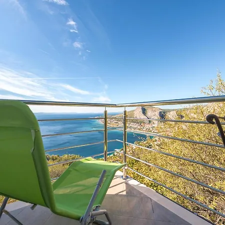 Apartment Pikolo Omis Tice