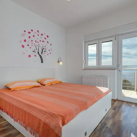 Pikolo Omis