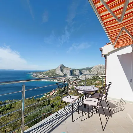 Pikolo Omis *