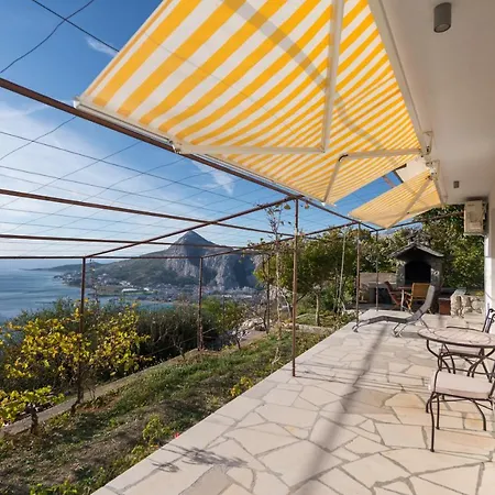 Apartment Pikolo Omis