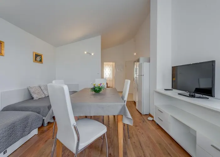 Appartement Pikolo Omis *