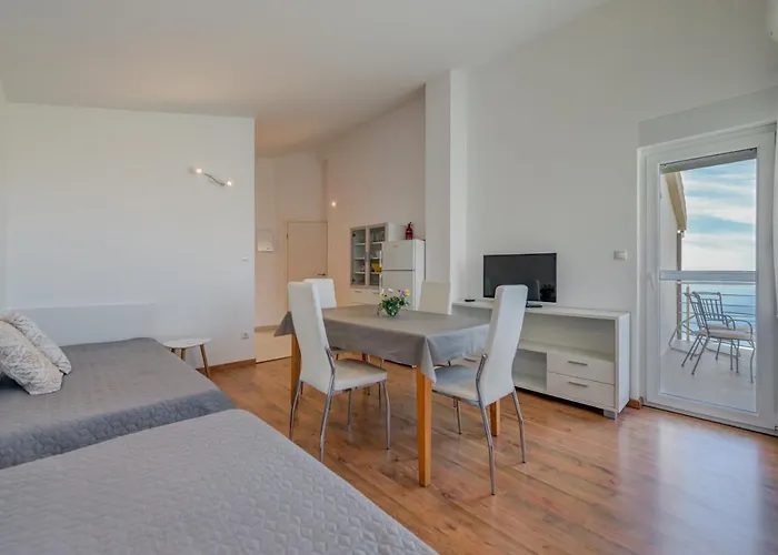 Pikolo Omis Appartement