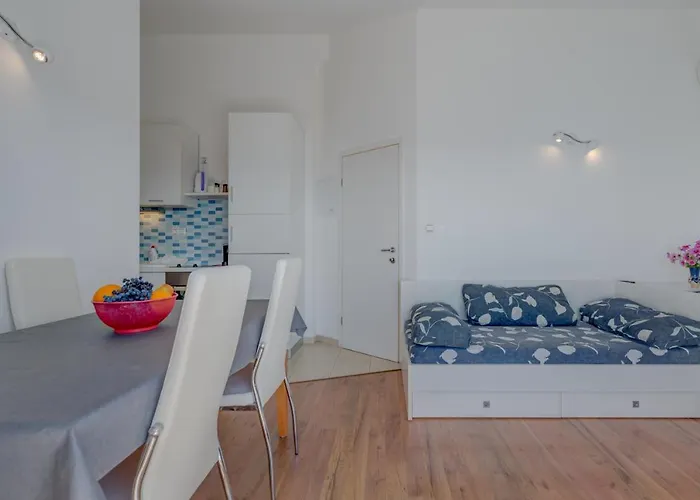 Appartement Pikolo Omis Tice
